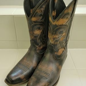 Ariat Heritage Black Distressed Boots, 9.5D